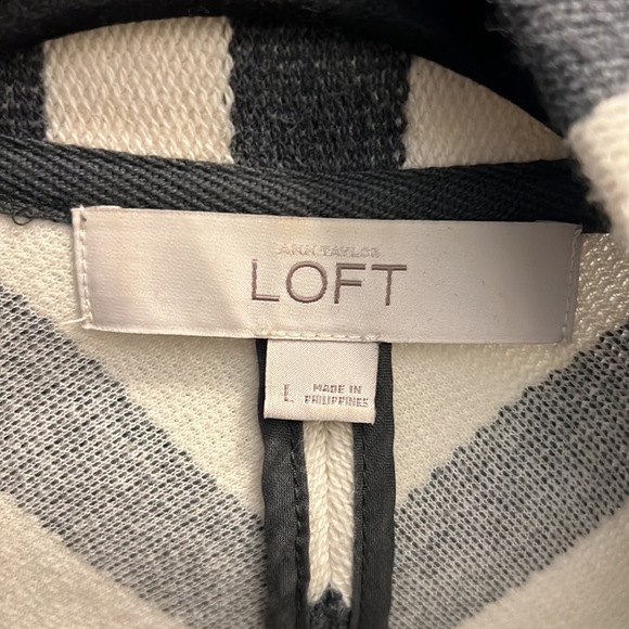 Anne Taylor Loft Stripe Linen Blazer Size Large - Picture 4 of 7